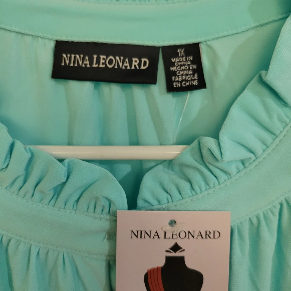 Top - Picture 2 of 3